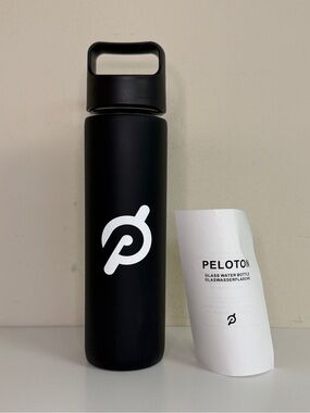 NWT - Peloton Glass Water Bottle, 16oz
